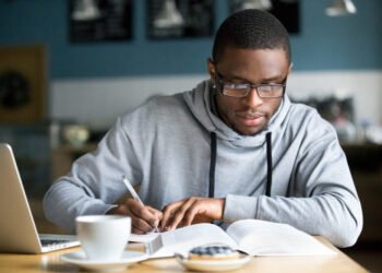 Como posso estudar de forma eficiente no EAD?